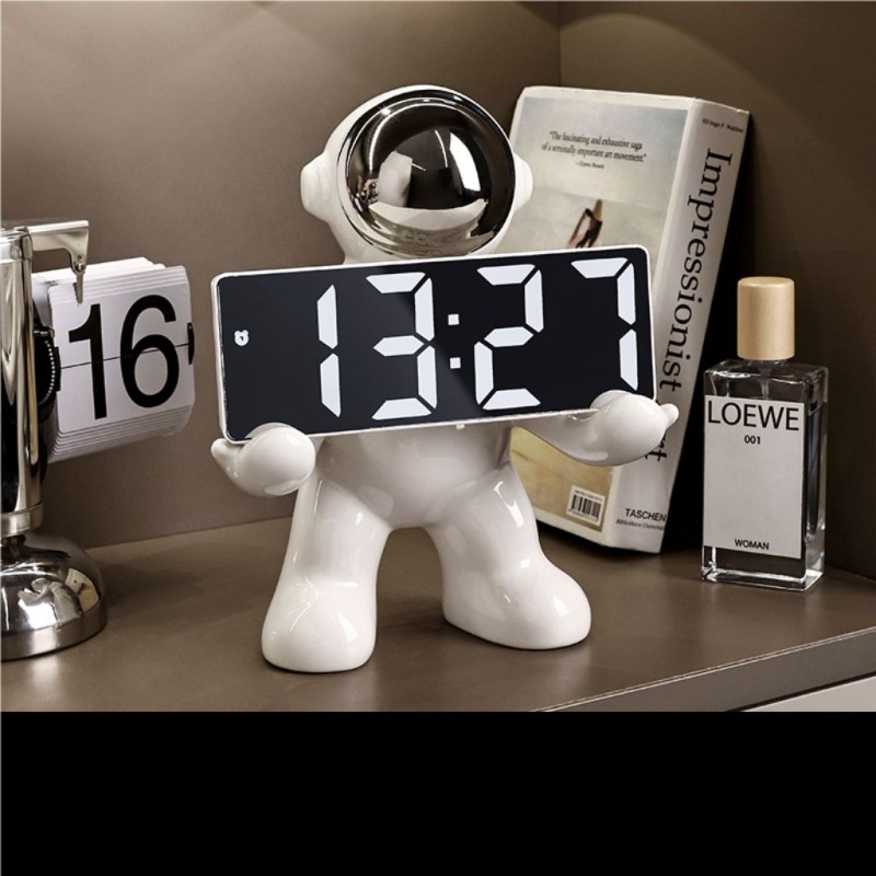 Bella Casa Table Deco Spaceman And Clock Ceramic White - BT-ZMH151