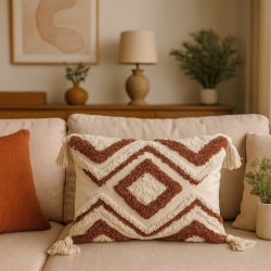 Cavendish Cushion White & Brown 45x45 cm CM246475